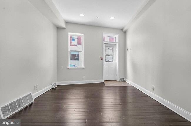 Building Photo - 1600 Frankford Ave