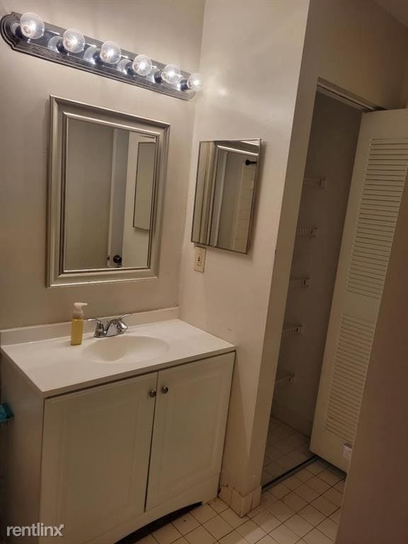 Building Photo - 2 br, 1 bath House - 931 Lyons Rd # 206