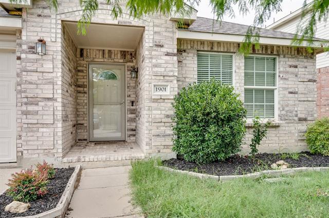 Foto principal - 1901 Foxfield Way