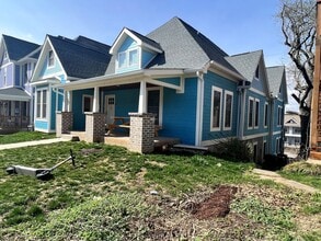 Building Photo - 1533 Forest Ave