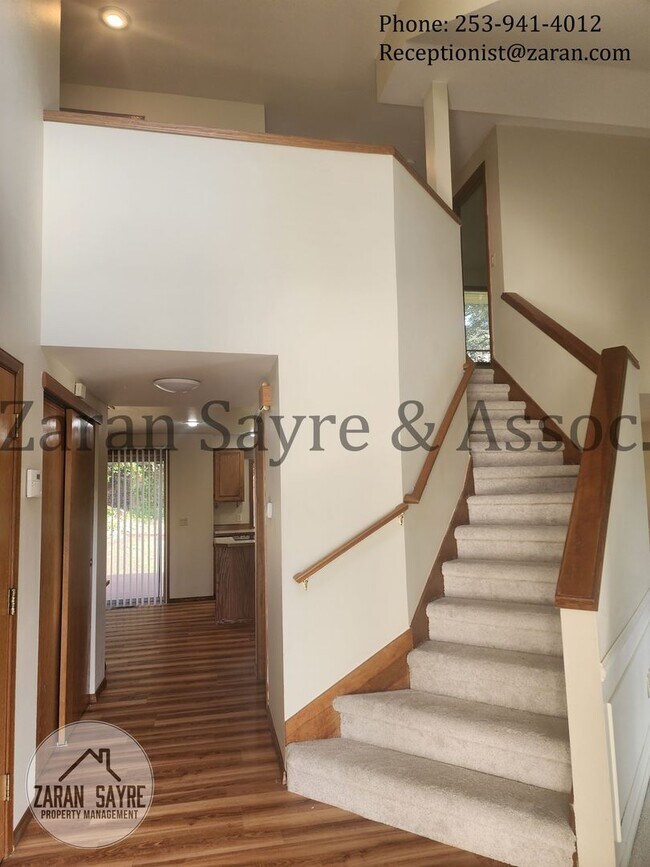 Building Photo - 399 - Gorgeous 3-bedroom!