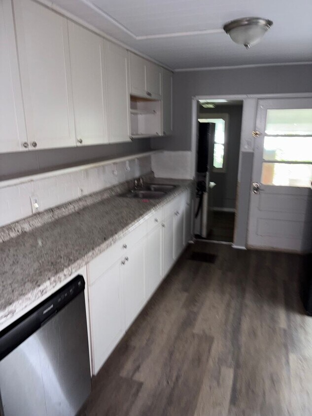 Foto del edificio - COMING SOON! - 2 Bed 1 Bath - Mechanicsbur...