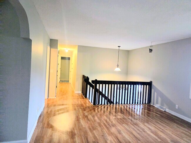 Foto del edificio - 16024 Arbor St