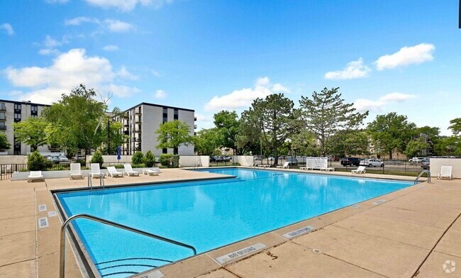 Building Photo - 9098 W Terrace Dr
