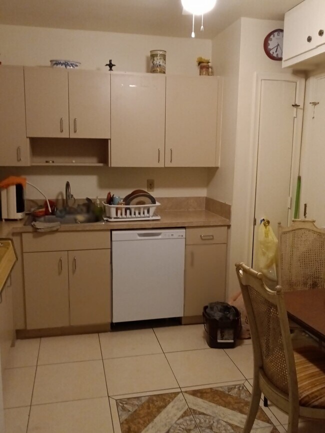 Foto del edificio - 4851 NW 21st St