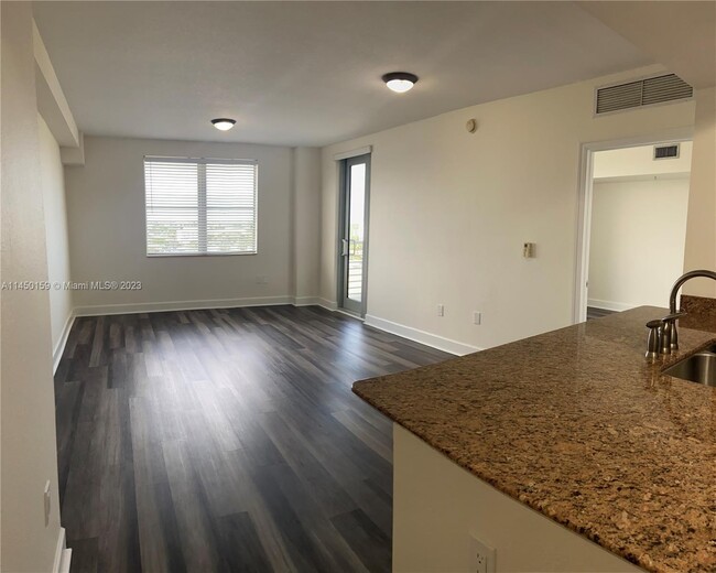 Building Photo - 1830 Radius Dr