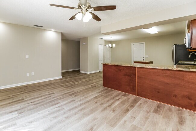 Building Photo - 188 Ronnie Dr