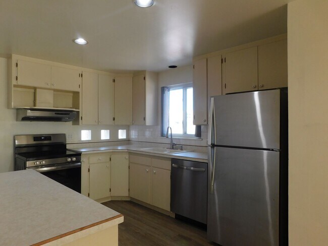 Foto del edificio - 941 Walnut Ave