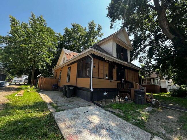 Foto del edificio - 809 Grant St