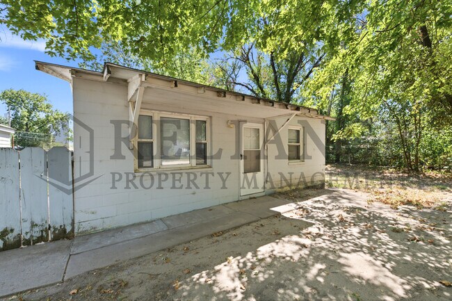 Foto del edificio - 826 N Elder St