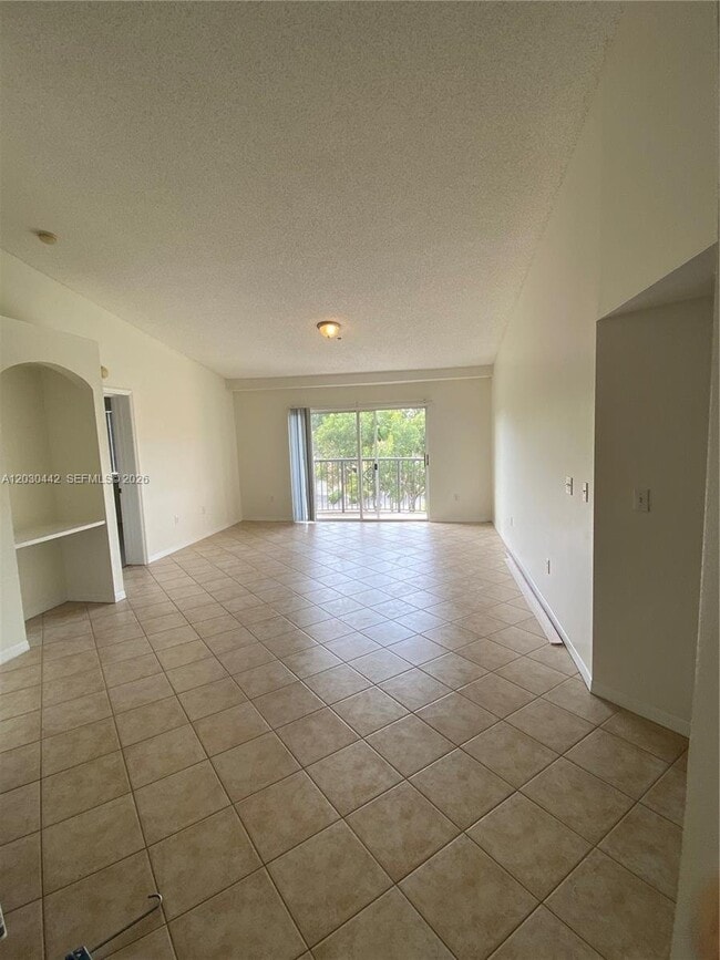 Photo - 300 Crestwood Ct N (Royal Palm Beach, FL) Townhome