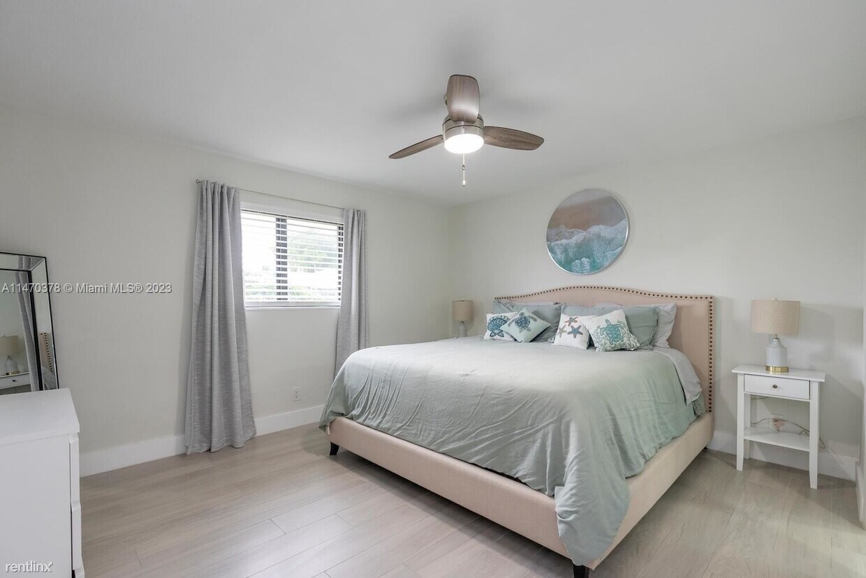 3 br, 2 bath House 510 SE 3rd Ave House Rental in Dania Beach, FL