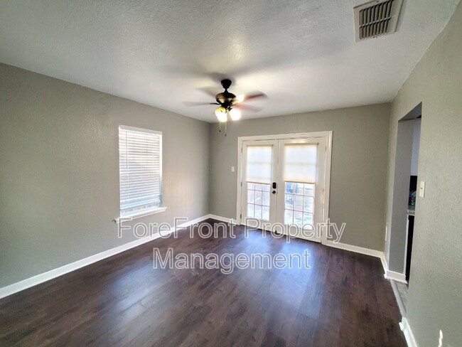 Building Photo - 125 Leming Drive