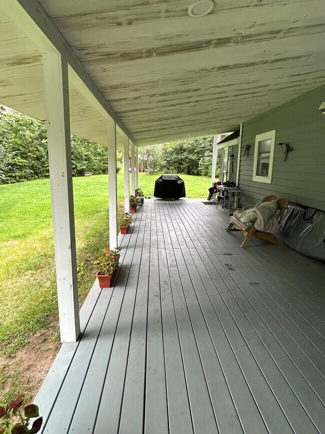 Foto del edificio - 2279 Stinson Lake Rd
