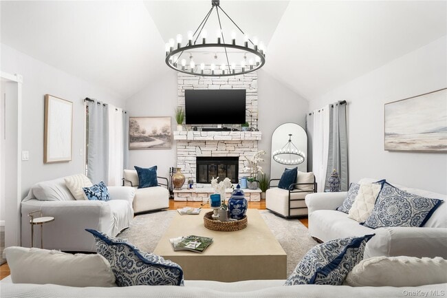 Building Photo - 5 Bay Woods Dr