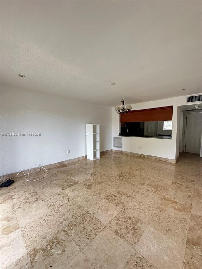 Foto del edificio - 20200 NE 27th Ct