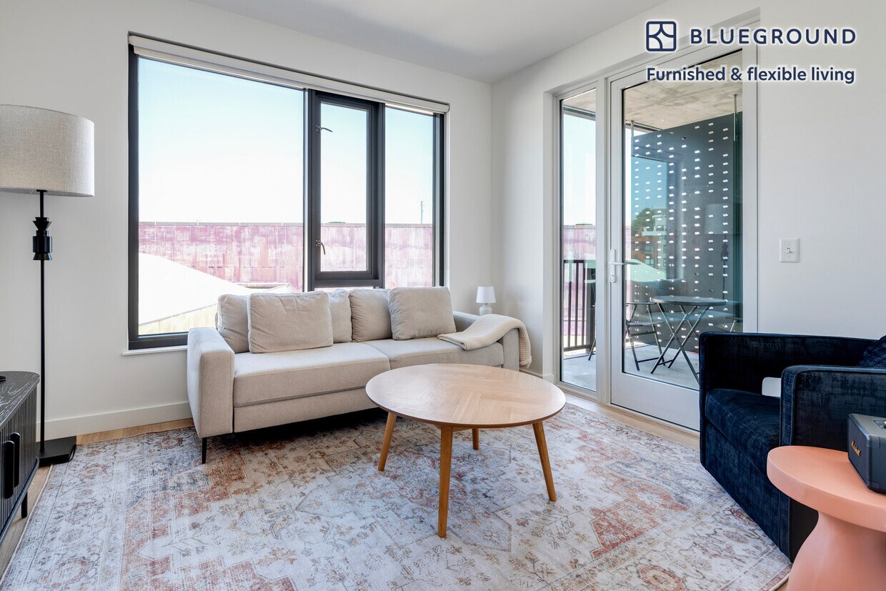 Foto principal - 1395 22nd St