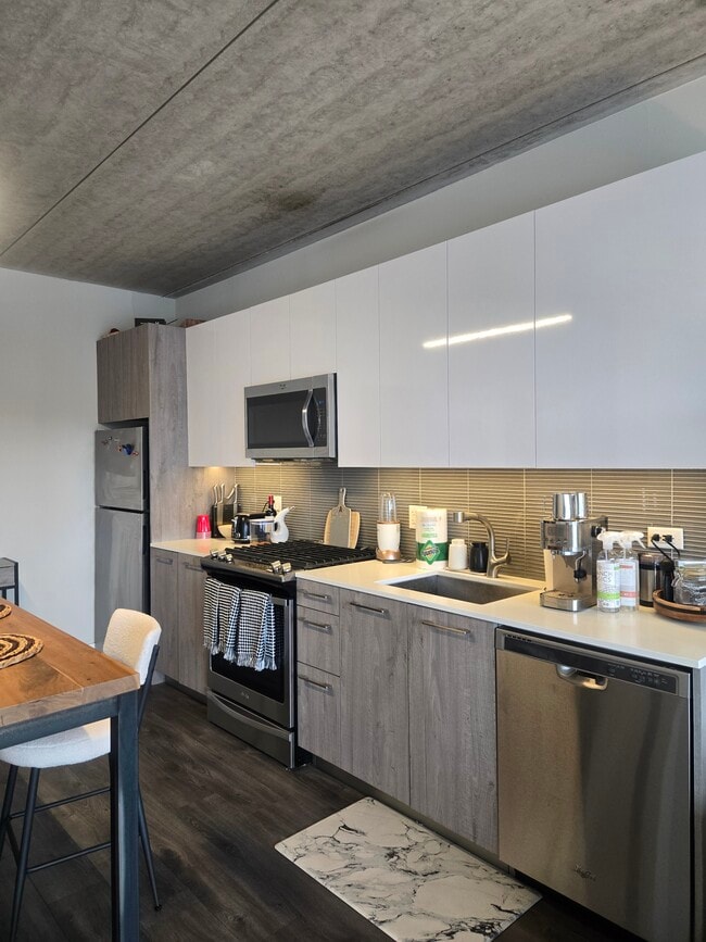 Foto del edificio - 1743 N Leavitt St