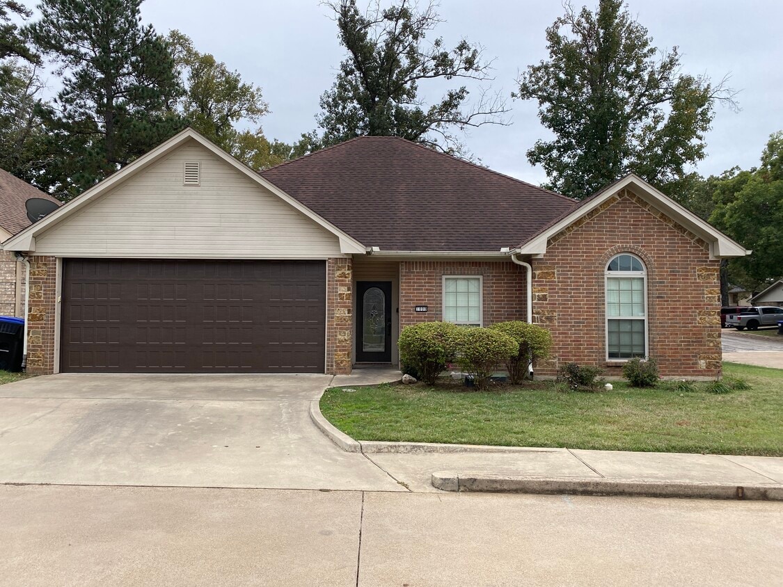 1000 Tristan Ln, Longview, TX 75604 House Rental in Longview, TX