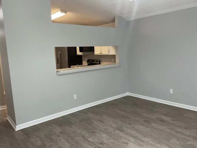 Building Photo - 3853 Autumn Leaf Ct