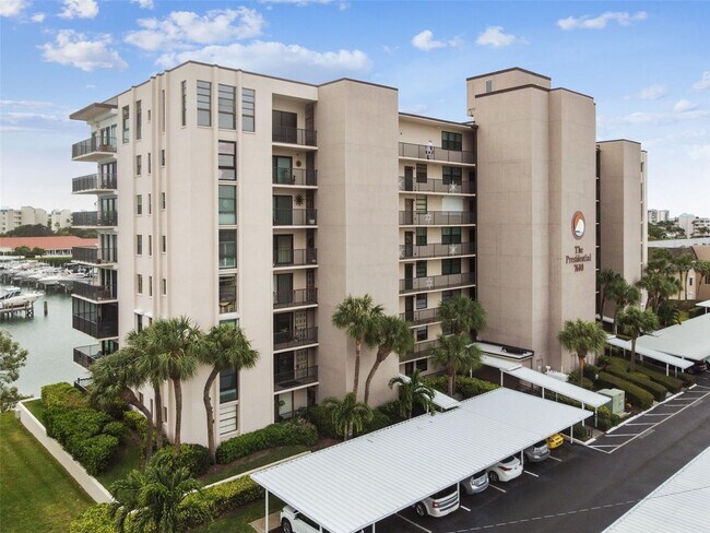 Foto del edificio - 7600 Sun Island Dr S