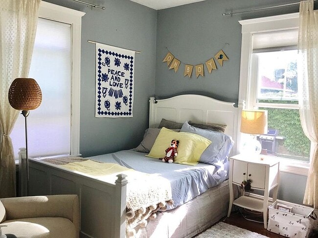 Guestroom - 101 Playstead Rd
