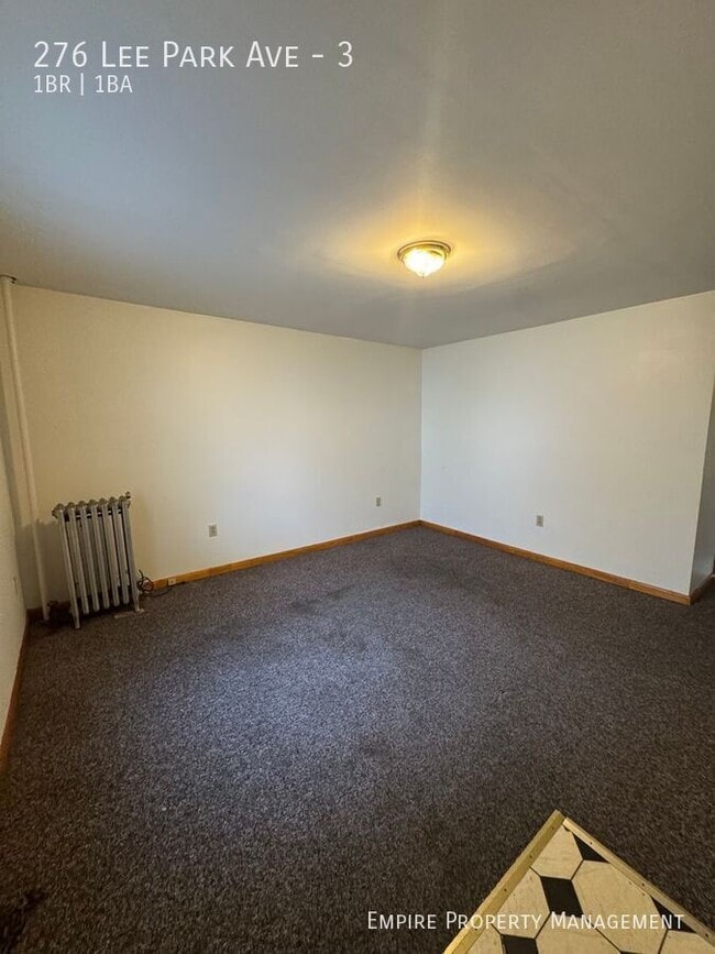 Building Photo - 276 Lee Park Ave