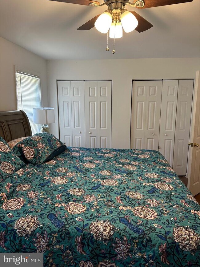 Foto del edificio - 10730 Brice Ct