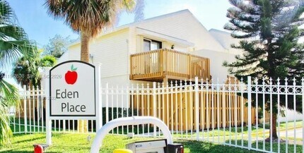 Building Photo - 637 Executive Center Dr