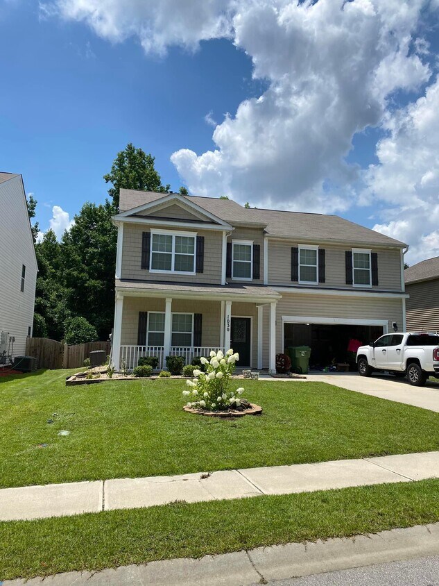 Primary Photo - 1030 Campbell Ridge Dr