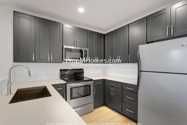 Foto del edificio - Updated One Bedroom Condo in Downtown Gres...