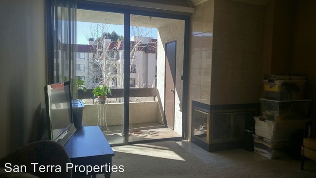 Foto del edificio - 2 br, 2 bath Apartment - 5845 Friars Rd #1306