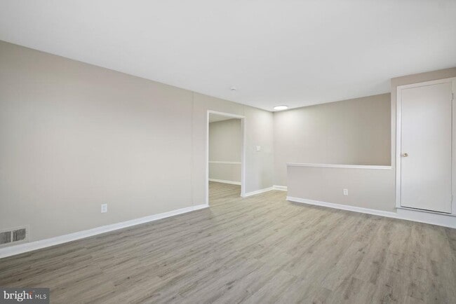 Foto del edificio - 883 Bellevue St SE