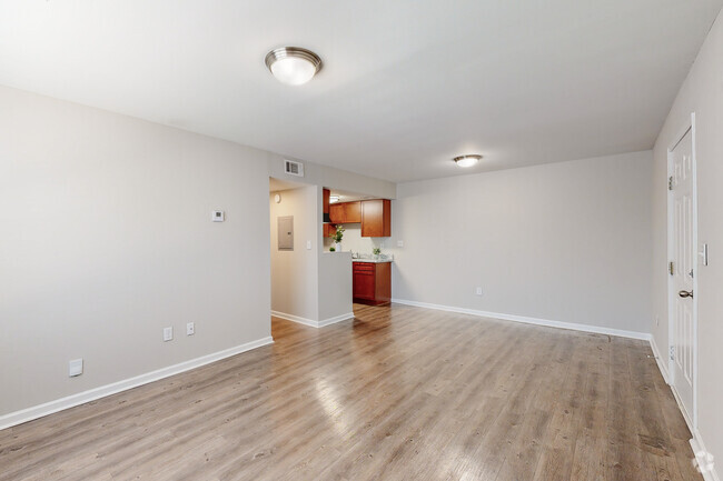 1BD 1BA 569SF - Portofino Apartments