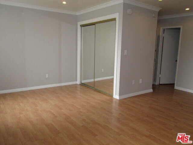 Building Photo - 320 S Occidental Blvd