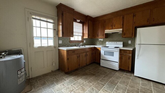 Building Photo - 2816 Kulman Place