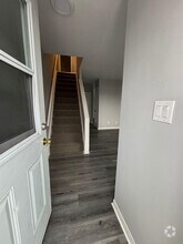 Building Photo - 354 Collingwood St