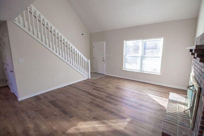 Foto del edificio - 3608 Hermitage Rd