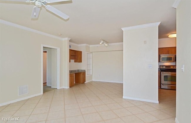 Building Photo - 6510 Emerald Dunes Dr