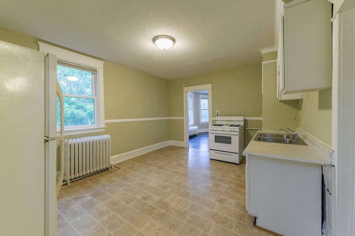 Foto principal - 2208-2210 Glenwood Ave