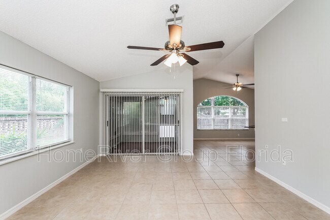 Building Photo - 6033 Canopy Oaks Ct