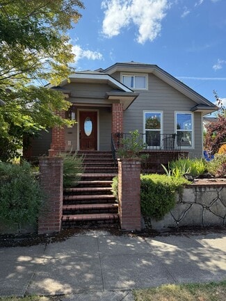 Building Photo - 5403 NE 11th Ave