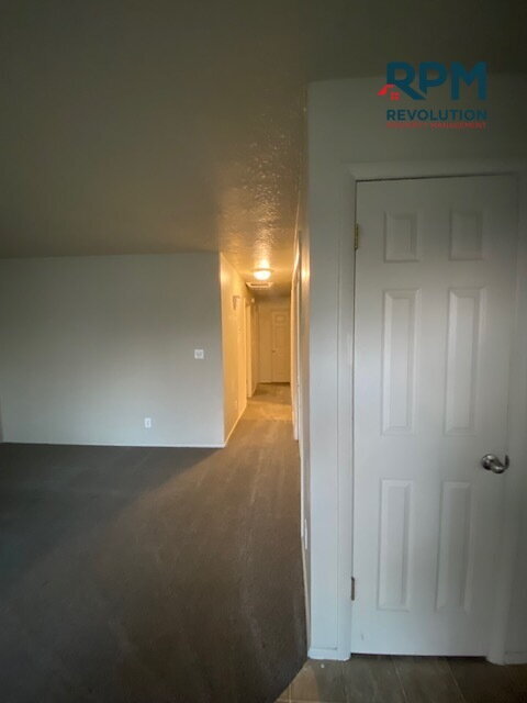 Building Photo - "Charming 3-Bedroom Haven in Sunset