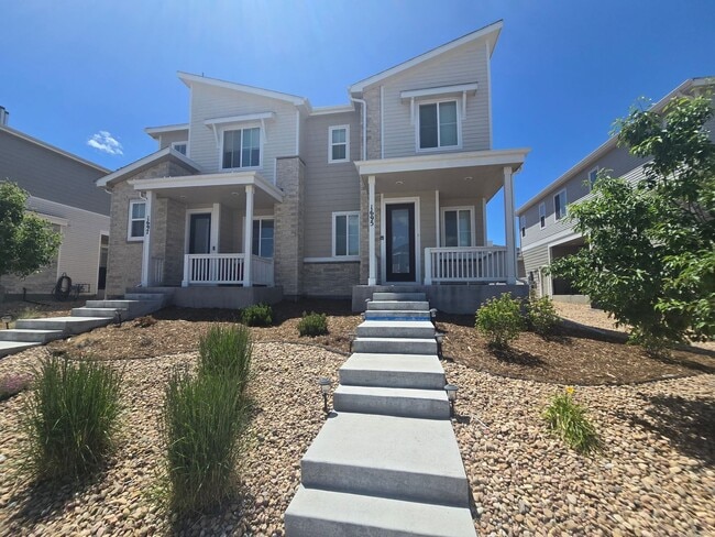 Building Photo - 1695 S Andes Way