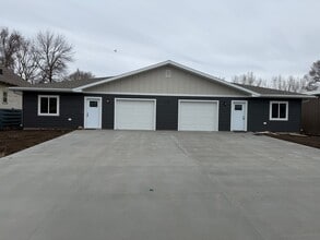Building Photo - 115 4th St SW