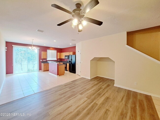 Foto del edificio - 2354 Sunset Bluff Dr