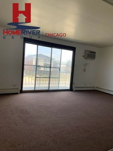 Building Photo - Convenient Professionally Managed Building