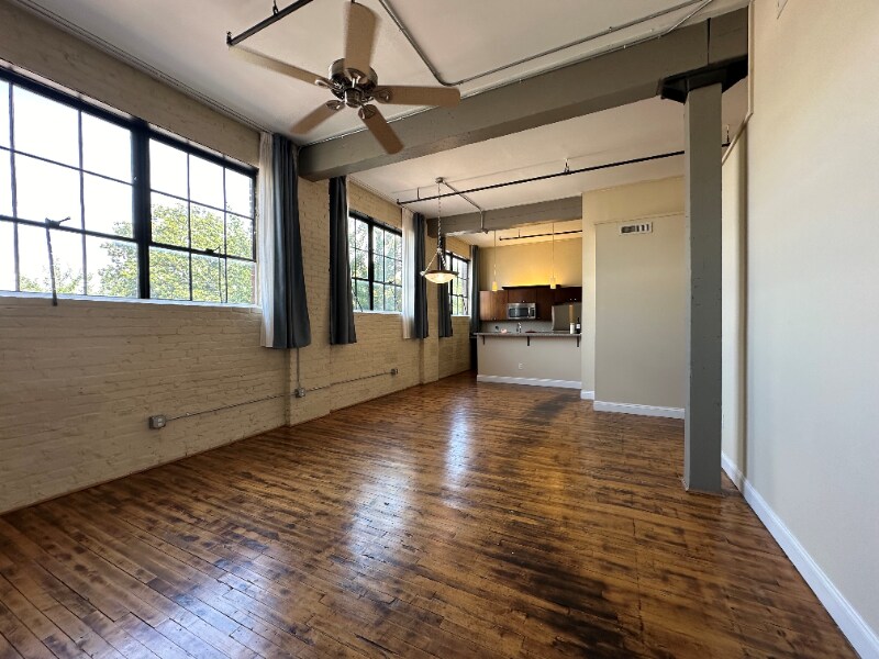 Foto principal - 109 N Hayne St