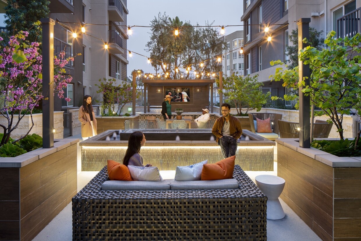 The Q Playa Apartments in Los Angeles, CA