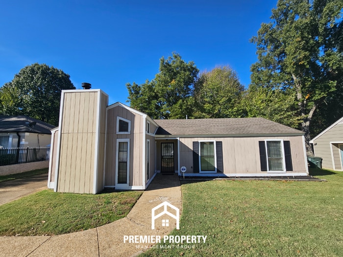 Photo - 4105 Elk Grove Cove, Memphis, TN 38115 - Charming 3 Bedroom Home for Rent!